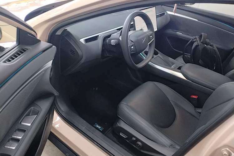 Used XPeng MONA M03 2025 600 with Ultra-Long Range Max Driver Seat