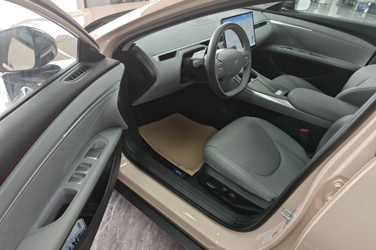 Used XPeng MONA M03 2025 502 Long-Range Max Driver Seat