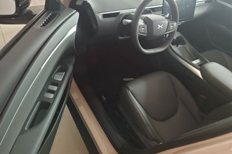 Used XPeng MONA M03 2025 600 with Ultra-Long Range Max Driver Seat