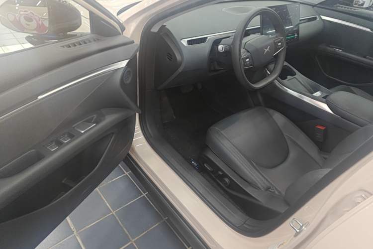 Used XPeng MONA M03 2025 600 with Ultra-Long Range Max Driver Seat