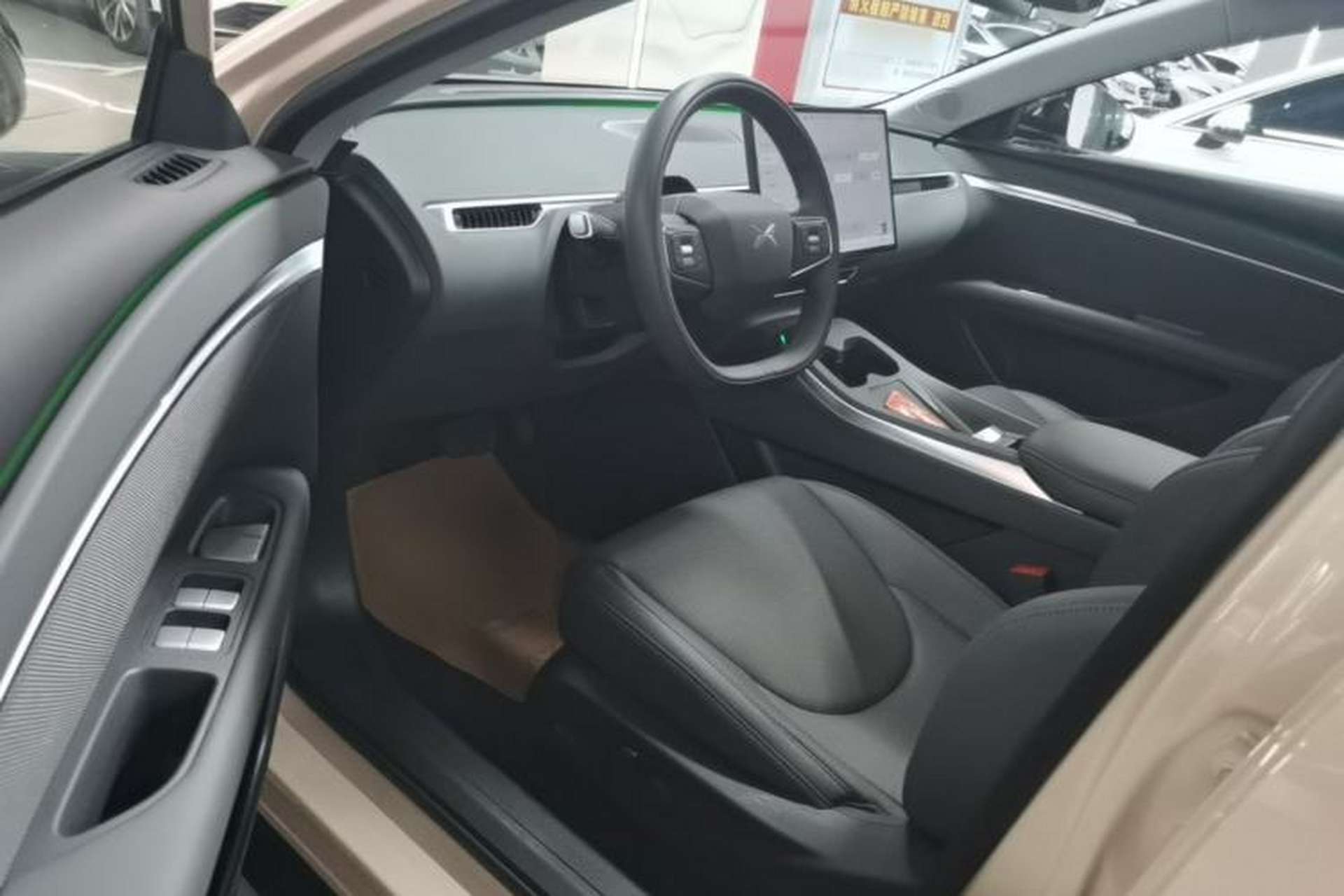 Used XPeng MONA M03 2025 600 with Ultra-Long Range Max Driver Seat