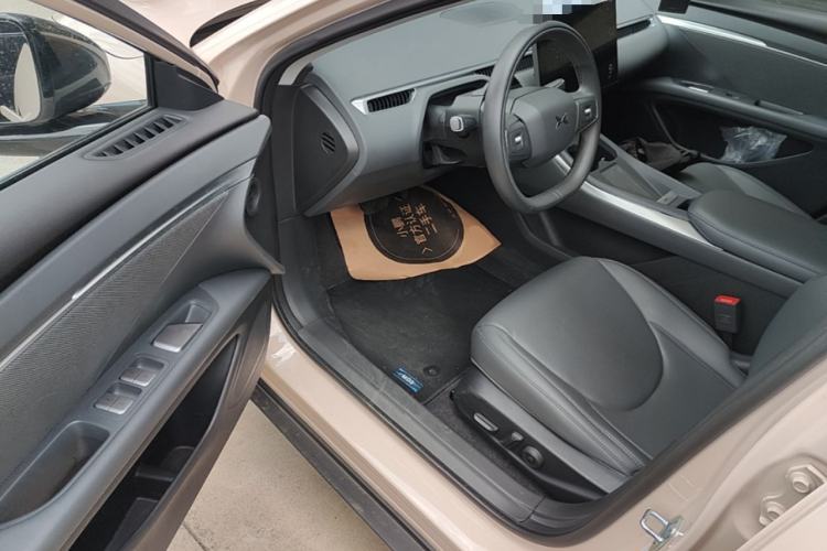 Used XPeng MONA M03 2025 600 with Ultra-Long Range Max Driver Seat