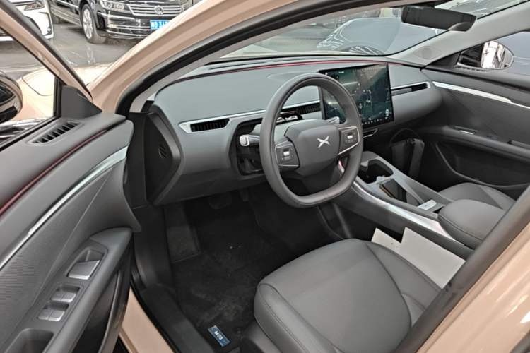 Used XPeng MONA M03 2025 600 with Ultra-Long Range Max Driver Seat
