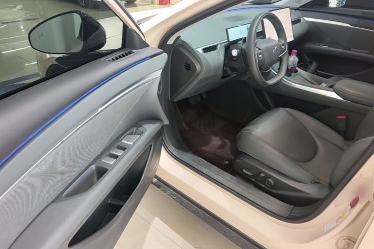 Used XPeng MONA M03 2025 600 with Ultra-Long Range Max Driver Seat