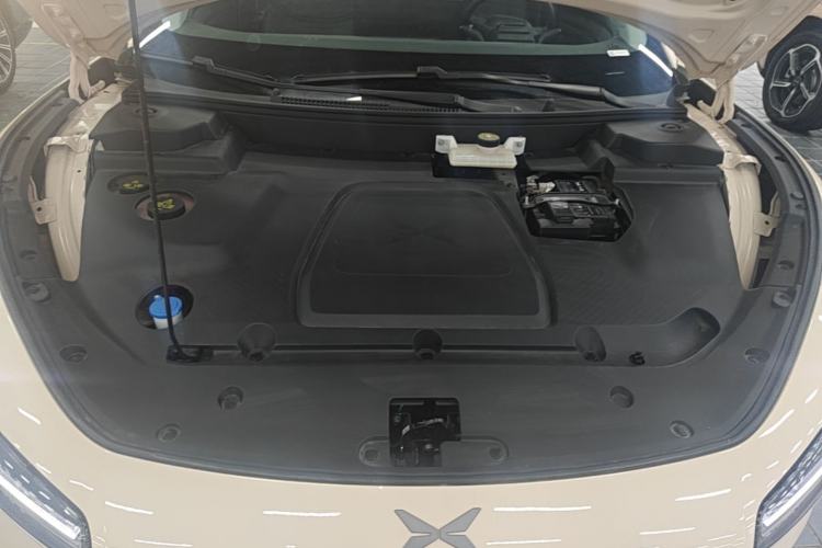 Used XPeng MONA M03 2025 600 with Ultra-Long Range Max Engine Bay
