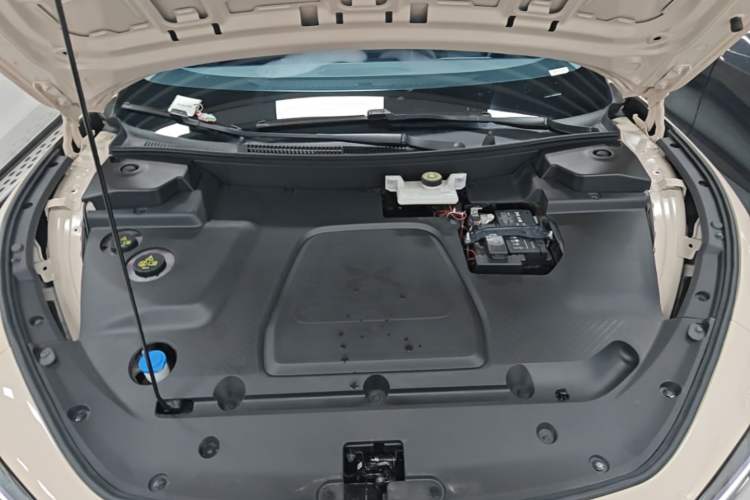 Used XPeng MONA M03 2025 515 Long-Range Plus Engine Bay