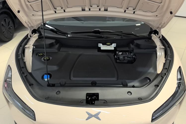 Used XPeng MONA M03 2025 600 with Ultra-Long Range Max Engine Bay