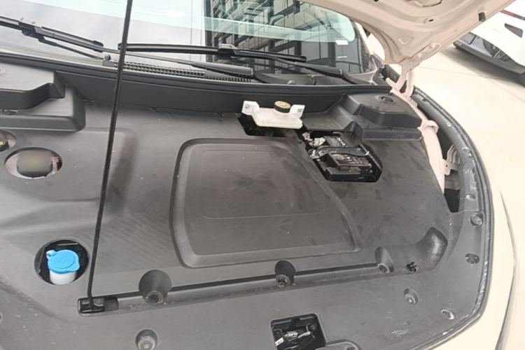 Used XPeng MONA M03 2025 600 with Ultra-Long Range Max Engine Bay