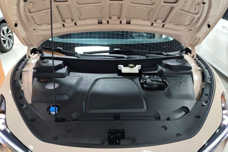 Used XPeng MONA M03 2025 620 Ultra-Long Range Plus Engine Bay