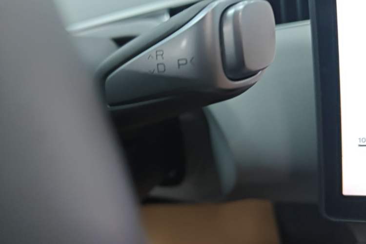 Used XPeng MONA M03 2025 515 Long-Range Plus Gear Lever