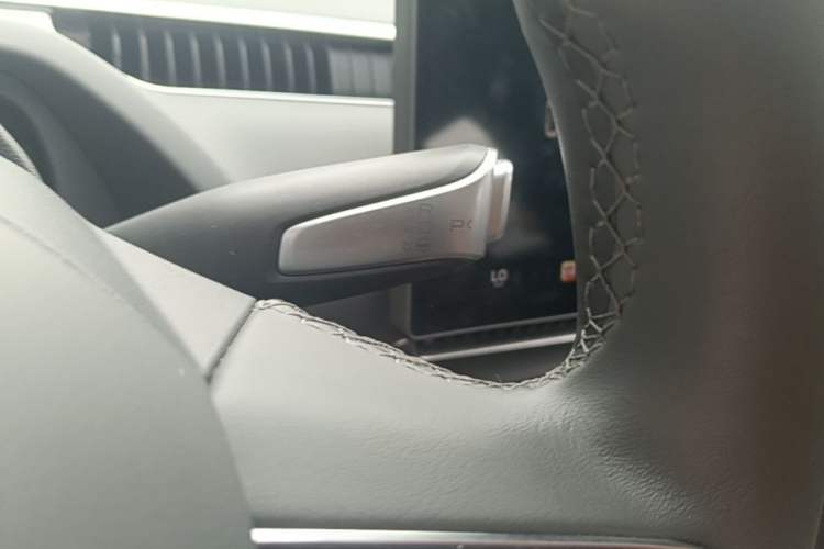 Used XPeng MONA M03 2025 600 with Ultra-Long Range Max Gear Lever