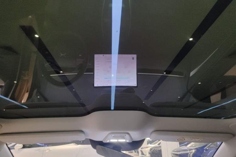 Used XPeng MONA M03 2025 600 with Ultra-Long Range Max Headliner