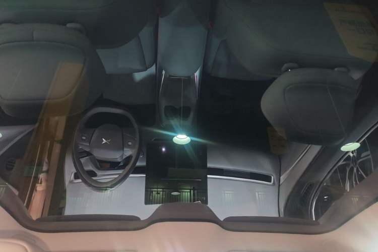 Used XPeng MONA M03 2025 600 with Ultra-Long Range Max Headliner