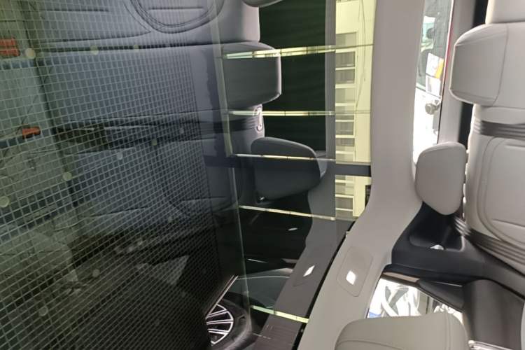 Used XPeng MONA M03 2025 600 with Ultra-Long Range Max Headliner