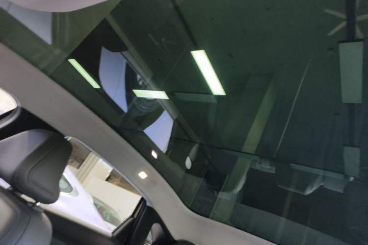 Used XPeng MONA M03 2025 600 with Ultra-Long Range Max Headliner