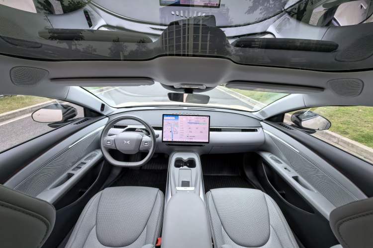 Used XPeng MONA M03 2025 502 Long-Range Max Interior 7