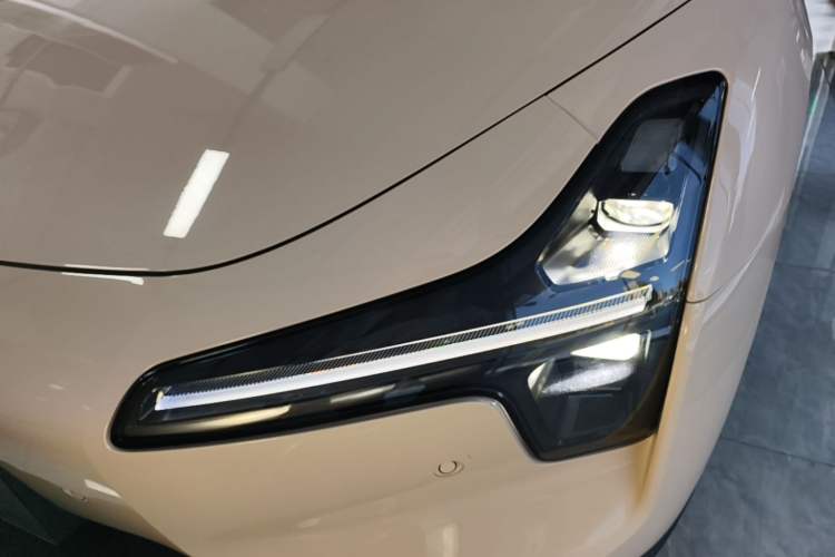 Used XPeng MONA M03 2025 600 with Ultra-Long Range Max Left Front Headlight