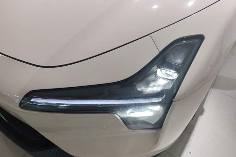 Used XPeng MONA M03 2025 600 with Ultra-Long Range Max Left Front Headlight