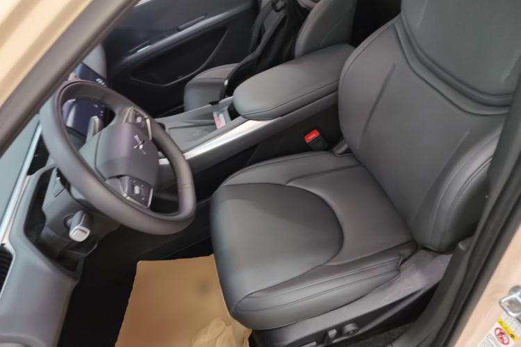 Used XPeng MONA M03 2025 600 with Ultra-Long Range Max Left Front Seat
