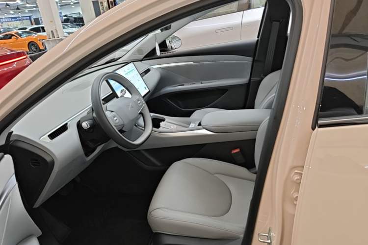 Used XPeng MONA M03 2025 502 Long-Range Max Left Front Seat