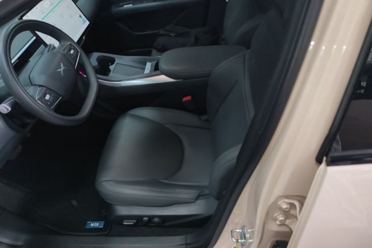 Used XPeng MONA M03 2025 600 with Ultra-Long Range Max Left Front Seat