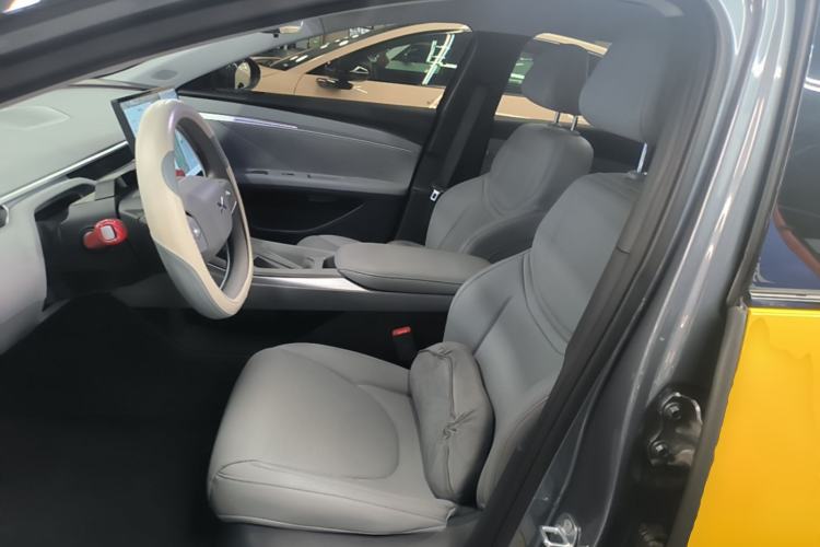 Used XPeng MONA M03 2025 620 Ultra-Long Range Plus Left Front Seat