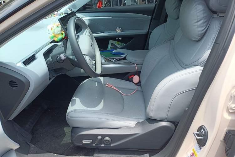 Used XPeng MONA M03 2025 502 Long-Range Max Left Front Seat