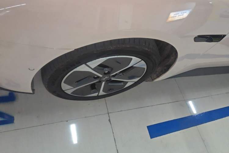 Used XPeng MONA M03 2025 620 Ultra-Long Range Plus Left Front Wheel Hub