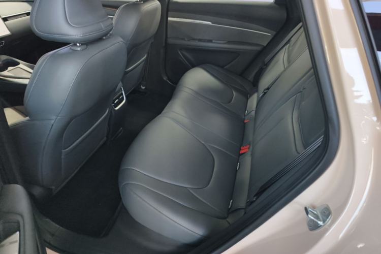 Used XPeng MONA M03 2025 600 with Ultra-Long Range Max Left Rear Seat