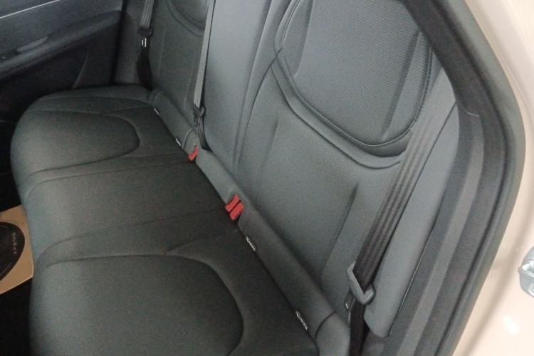 Used XPeng MONA M03 2025 600 with Ultra-Long Range Max Left Rear Seat
