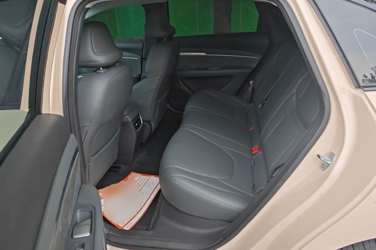 Used XPeng MONA M03 2025 600 with Ultra-Long Range Max Left Rear Seat
