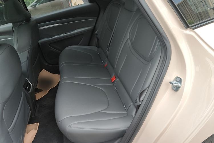 Used XPeng MONA M03 2025 600 with Ultra-Long Range Max Left Rear Seat