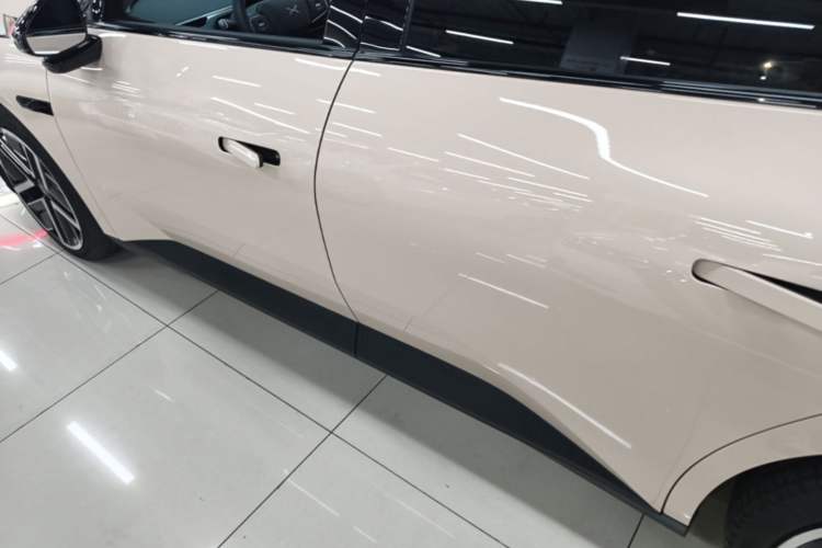 Used XPeng MONA M03 2025 600 with Ultra-Long Range Max Left Side Sill