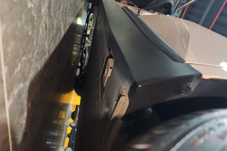 Used XPeng MONA M03 2025 600 with Ultra-Long Range Max Left Side Sill