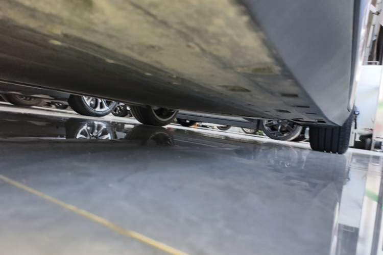 Used XPeng MONA M03 2025 600 with Ultra-Long Range Max Left Side Sill