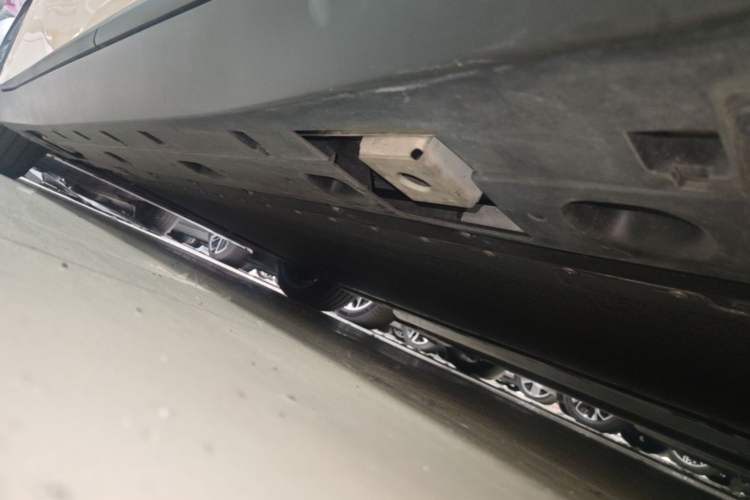 Used XPeng MONA M03 2025 600 with Ultra-Long Range Max Left Side Sill