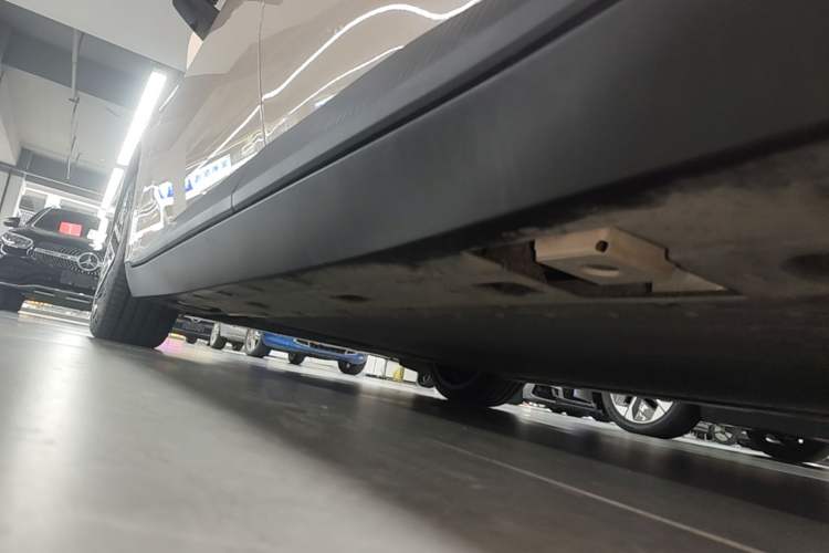 Used XPeng MONA M03 2025 600 with Ultra-Long Range Max Left Side Sill