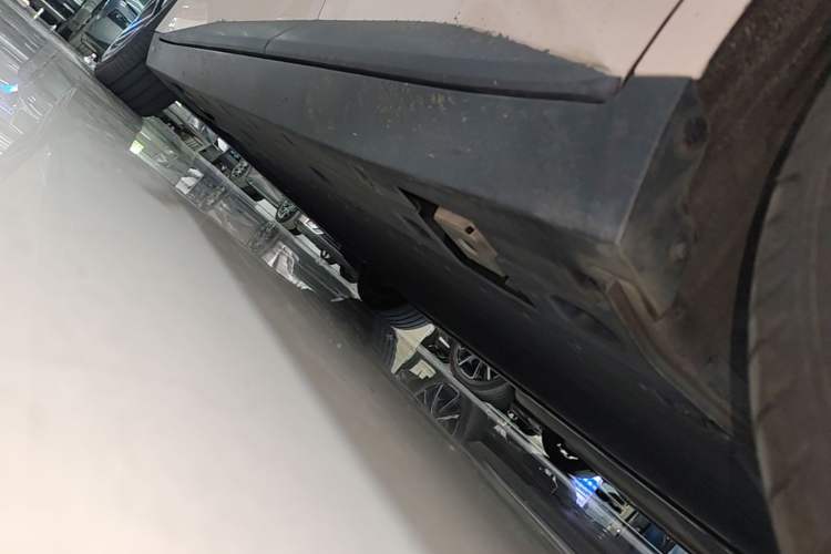Used XPeng MONA M03 2025 600 with Ultra-Long Range Max Left Side Sill