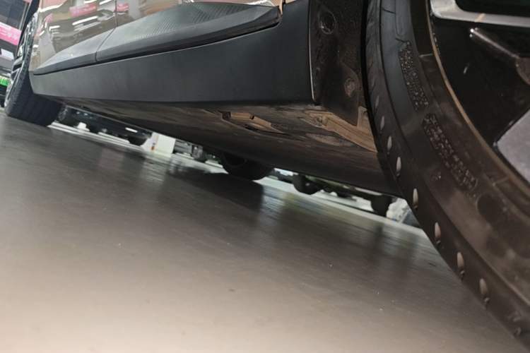 Used XPeng MONA M03 2025 600 with Ultra-Long Range Max Left Side Sill