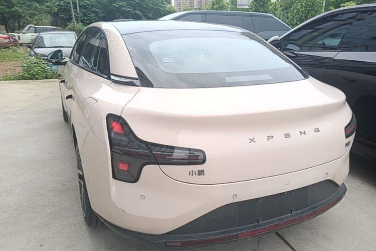 Used XPeng MONA M03 2025 600 with Ultra-Long Range Max Rear Left 45 Deg