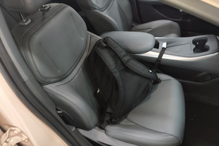 Used XPeng MONA M03 2025 600 with Ultra-Long Range Max Right Front Seat