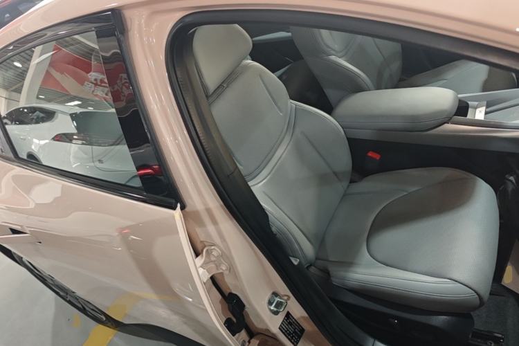 Used XPeng MONA M03 2025 600 with Ultra-Long Range Max Right Front Seat