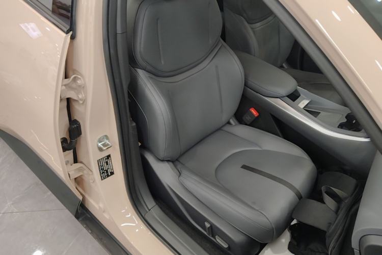 Used XPeng MONA M03 2025 600 with Ultra-Long Range Max Right Front Seat
