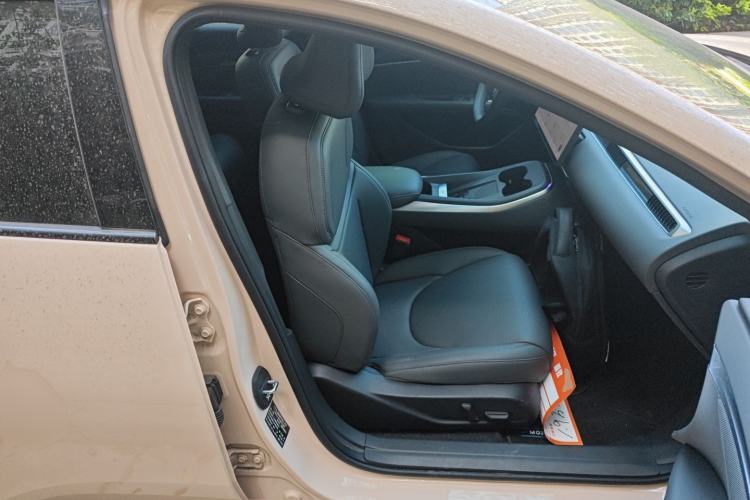 Used XPeng MONA M03 2025 600 with Ultra-Long Range Max Right Front Seat