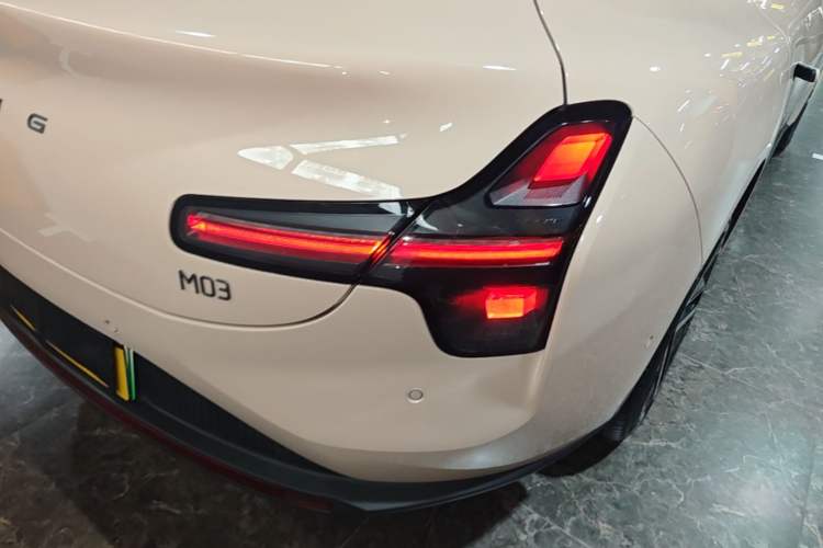 Used XPeng MONA M03 2025 600 with Ultra-Long Range Max Right Rear Taillight