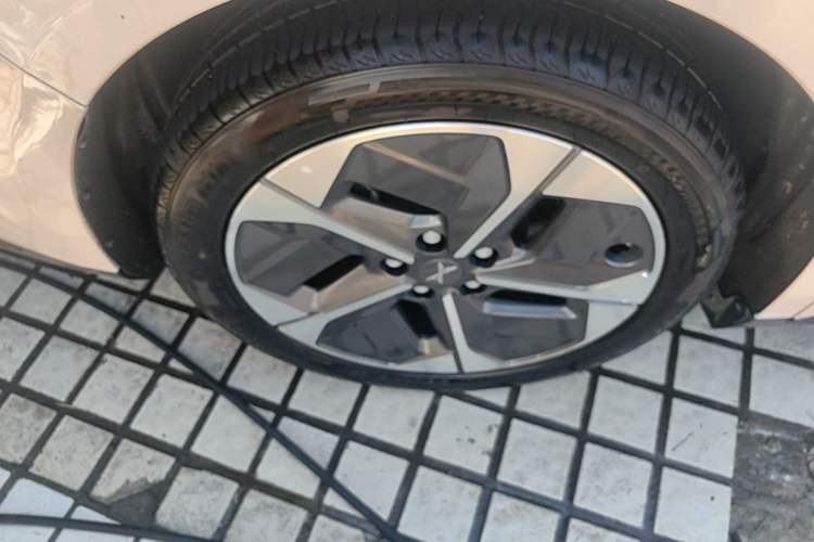 Used XPeng MONA M03 2025 515 Long-Range Plus Right Rear Wheel Hub