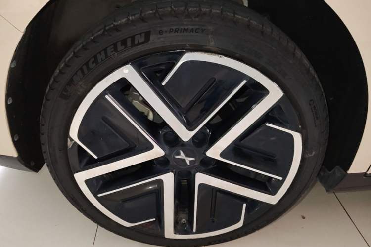 Used XPeng MONA M03 2025 600 with Ultra-Long Range Max Right Rear Wheel Hub