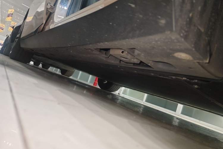 Used XPeng MONA M03 2025 600 with Ultra-Long Range Max Right Side Sill