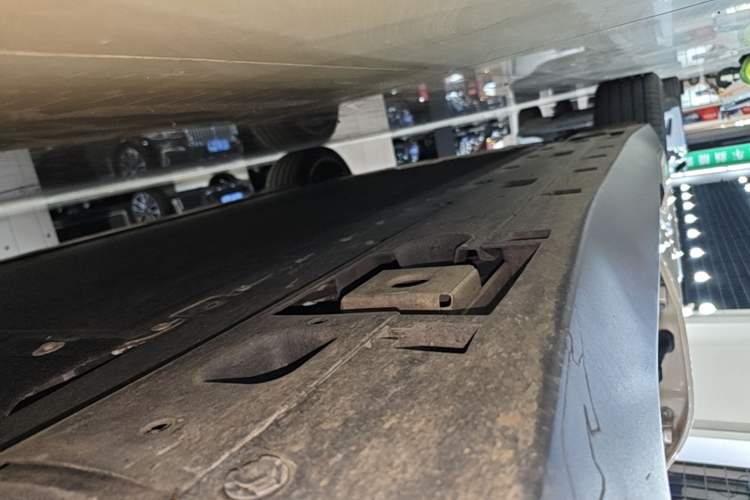 Used XPeng MONA M03 2025 600 with Ultra-Long Range Max Right Side Sill