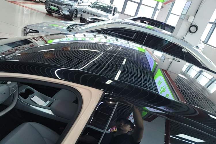 Used XPeng MONA M03 2025 600 with Ultra-Long Range Max Roof